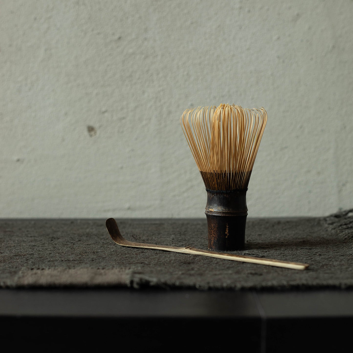 Chasen | Bamboe matcha klopper met schepje | Dark Brown